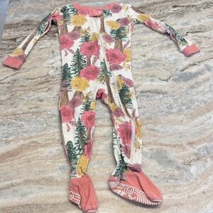 Burts bees baby footie size 18M